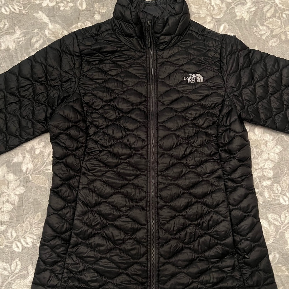Women’s North Face Thermoball Jacket size M